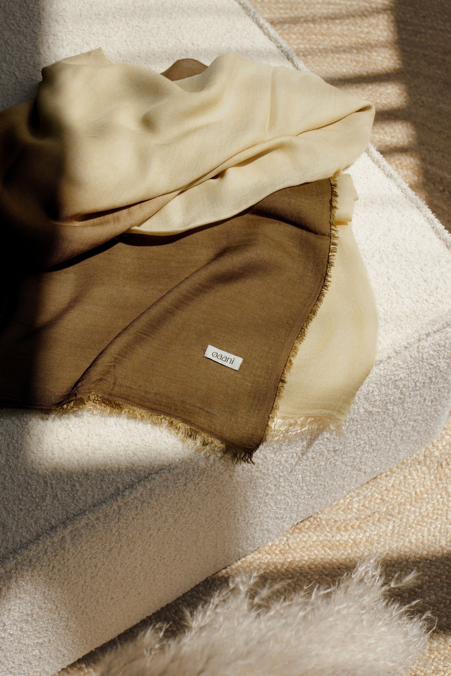 ATLAS - Versatile Scarf Wrap Beige Brown - Oaani