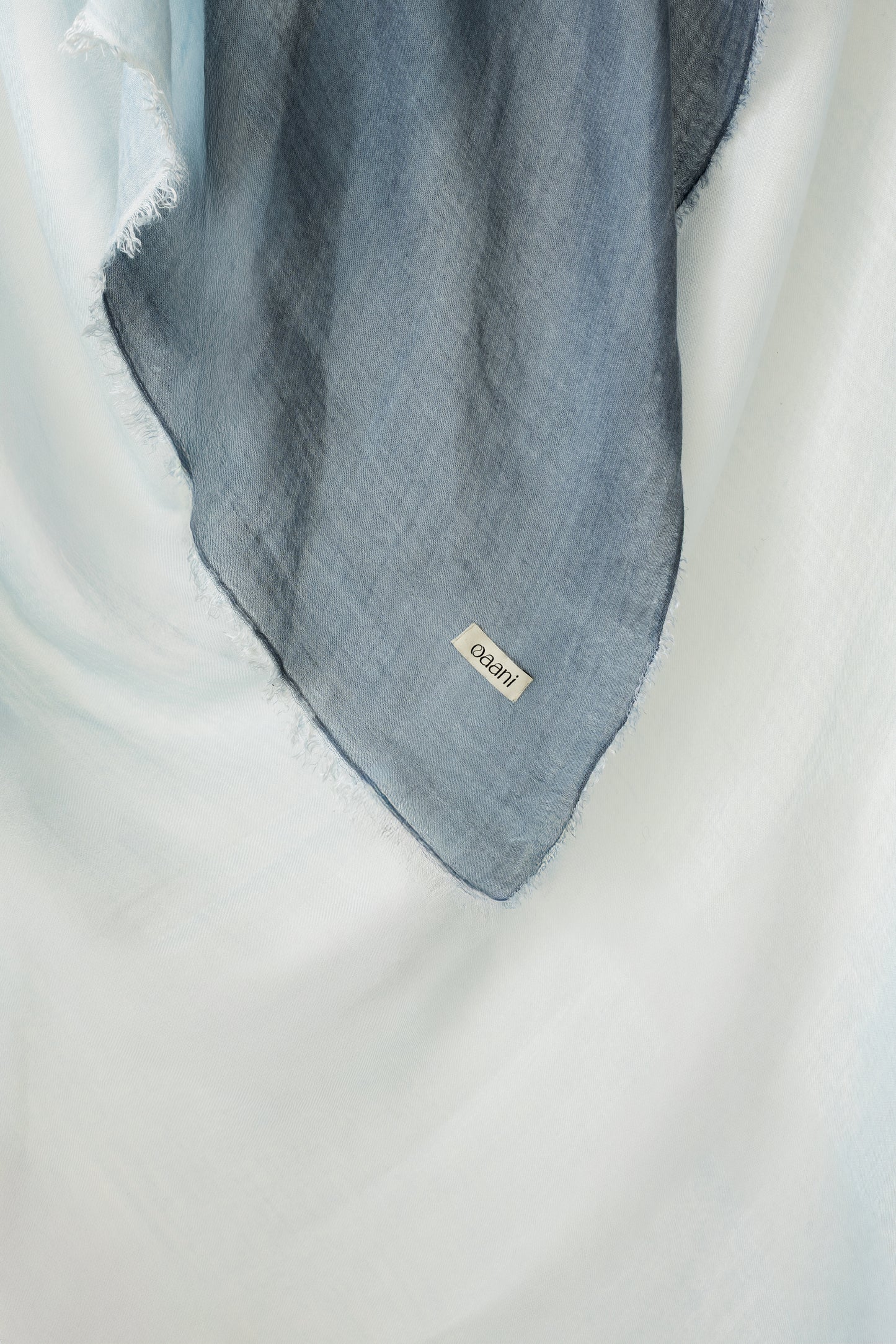 ATLAS - Versatile Scarf Wrap Blue Grey - Oaani